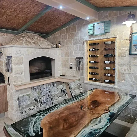 Apartment Sipina 1 Kukljica